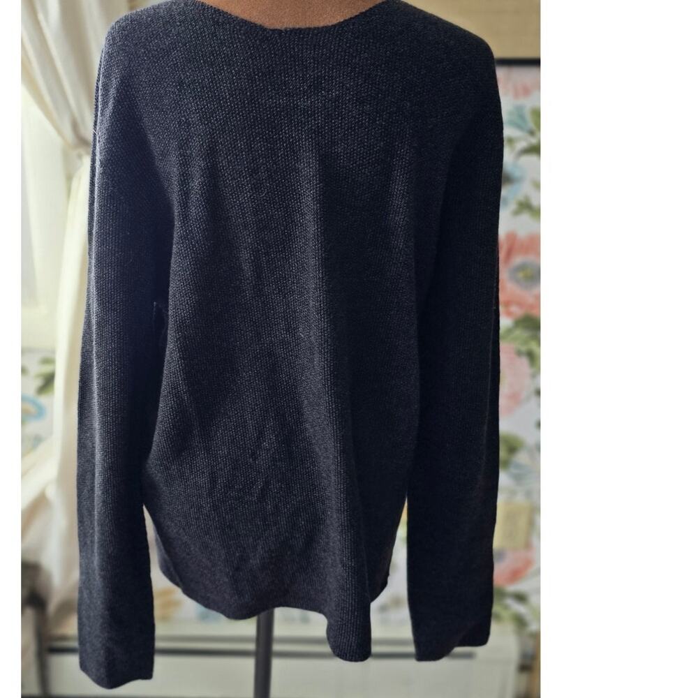 Classic Men's Black Crewneck Sweater
